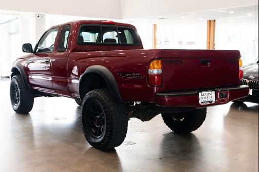 Impulse Red 2001 Toyota Tacoma Xtracab