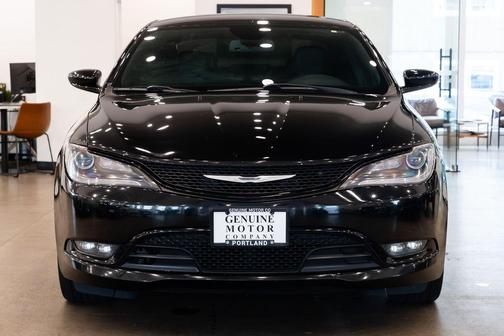 Black Clearcoat 2015 Chrysler 200 S