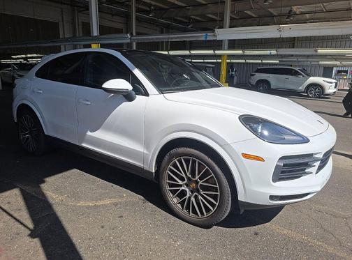 White 2021 Porsche Cayenne Cayenne