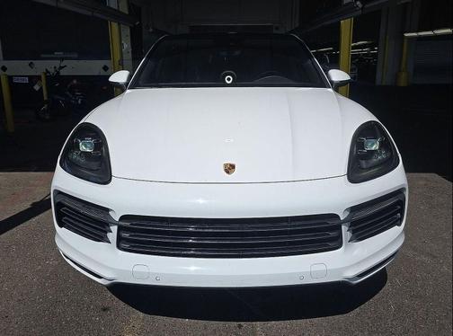 White 2021 Porsche Cayenne Cayenne