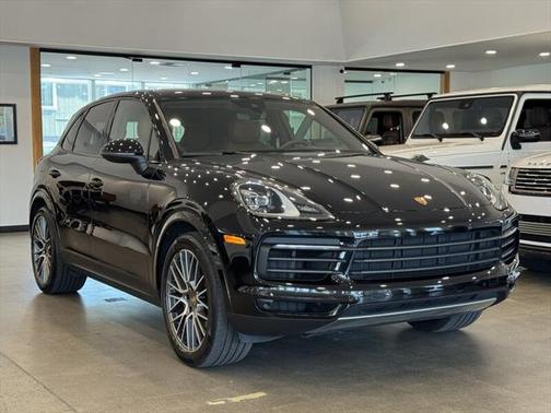 2023 Porsche Cayenne Platinum Edition