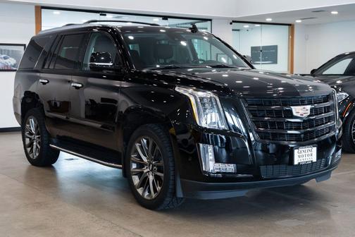 2020 Cadillac Escalade Luxury