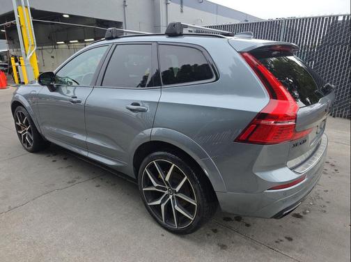 Osmium Grey Metallic 2021 Volvo XC60 Recharge Plug-In Hybrid T8 Polestar