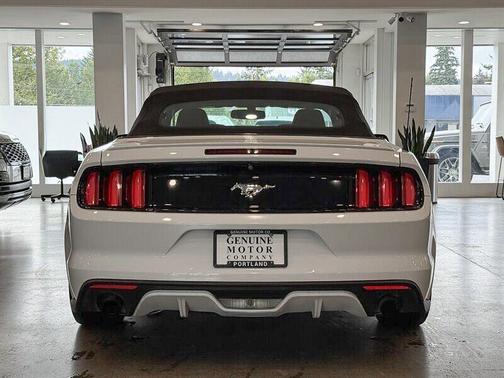 2016 Ford Mustang EcoBoost Premium
