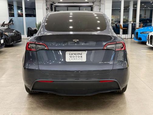 2023 Tesla Model Y Long Range Dual Motor All-Wheel Drive
