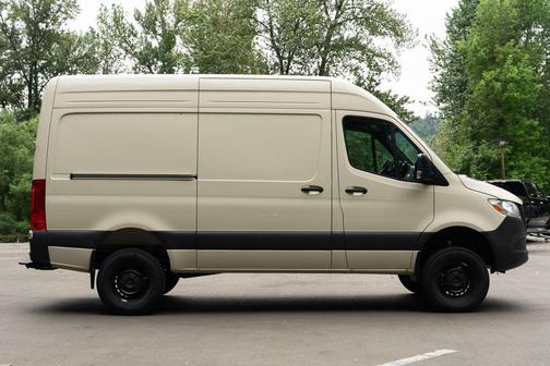 Pebble Grey 2025 Mercedes-Benz Sprinter 2500 Standard Roof