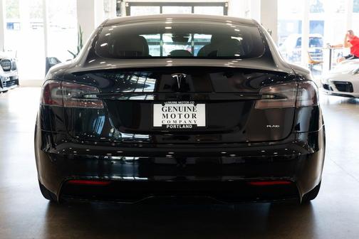 2021 Tesla Model S Plaid