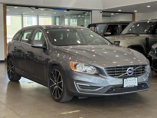2016 Volvo V60 T5 Drive-E Premier