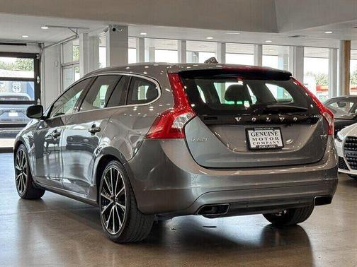 2016 Volvo V60 T5 Drive-E Premier