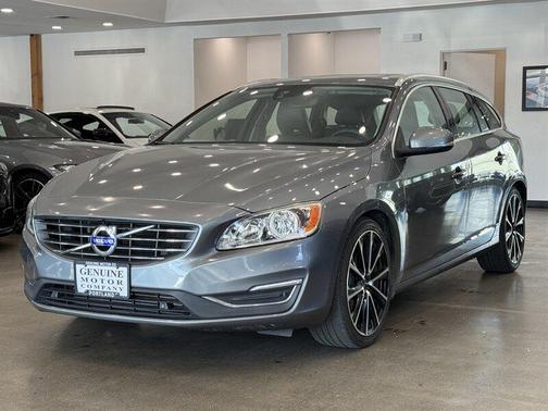 2016 Volvo V60 T5 Drive-E Premier