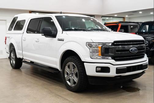 Oxford White 2019 Ford F-150 XLT