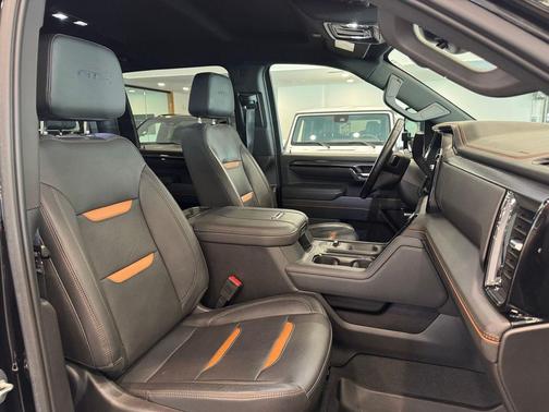 Onyx Black 2024 GMC Sierra 2500 AT4