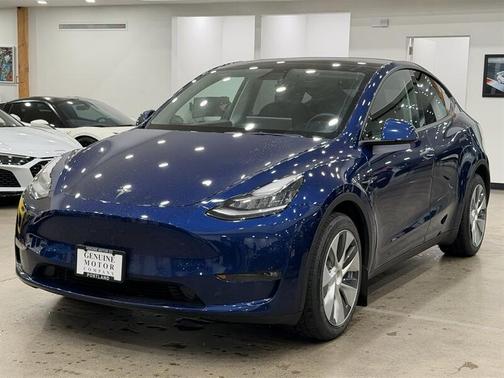 2021 Tesla Model Y Long Range Dual Motor All-Wheel Drive