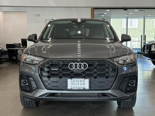 2022 Audi Q5 45 S line Prestige