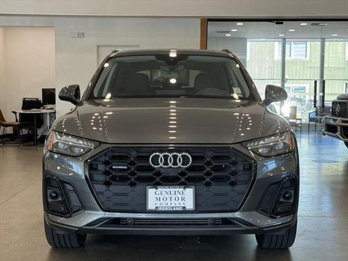 2022 Audi Q5 45 S line Prestige