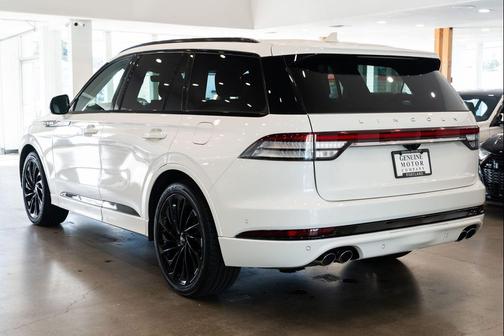 2023 Lincoln Aviator Reserve AWD