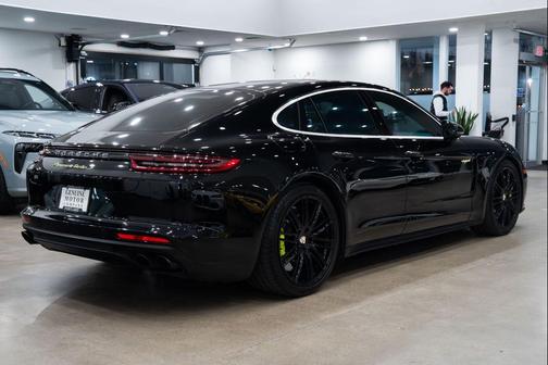 2019 Porsche Panamera Turbo S