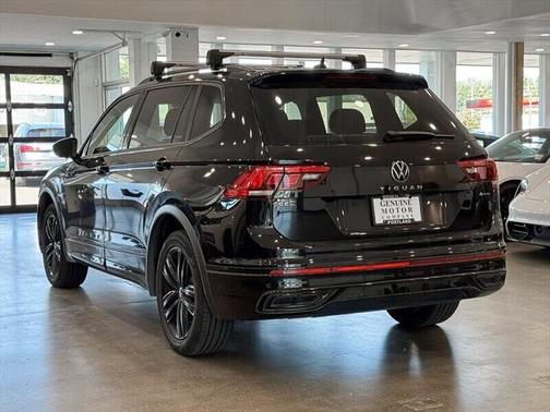 2022 Volkswagen Tiguan 2.0T SE R-Line Black 4MOTION