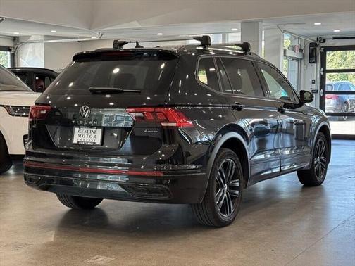 2022 Volkswagen Tiguan 2.0T SE R-Line Black 4MOTION