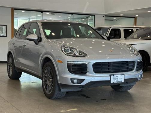 2017 Porsche Cayenne E-Hybrid S
