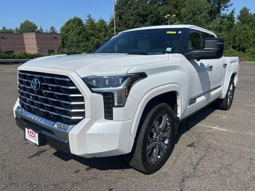 2023 Toyota Tundra Hybrid Capstone