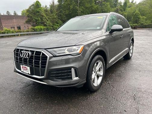 2021 Audi Q7 45 Premium