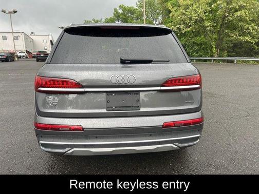 2021 Audi Q7 45 Premium