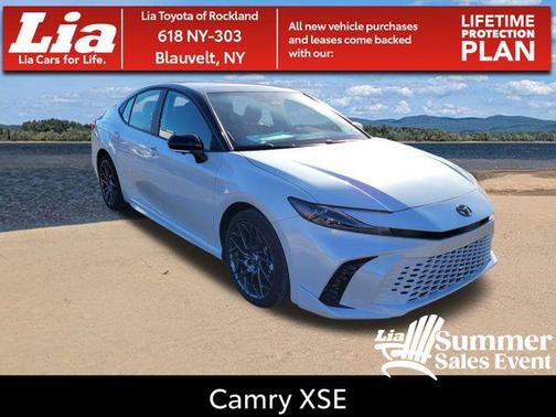 Pearl 2026 Toyota Camry XSE