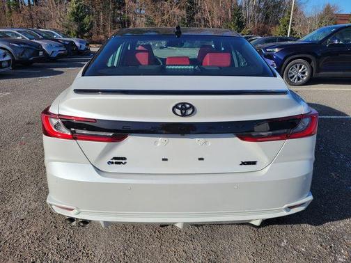 Pearl 2026 Toyota Camry XSE