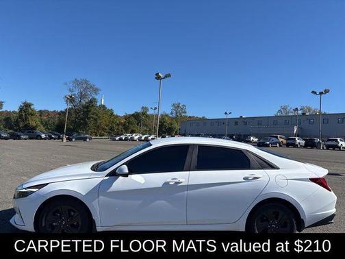 2023 Hyundai ELANTRA HEV Blue