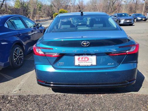 2025 Toyota Camry XLE