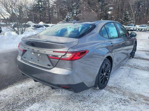 Heavy Metallic 2026 Toyota Camry SE