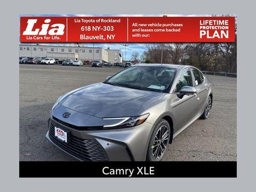 Heavy Metallic 2026 Toyota Camry XLE