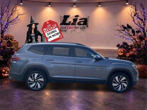 Platinum Gray Metallic 2025 Volkswagen Atlas 2.0T SE w/Technology 4MOTION