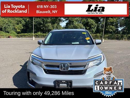 2022 Honda Pilot Touring 8-Passenger