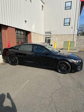 2024 Audi A8 L 55 TFSI quattro Tiptronic