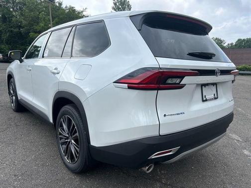 2025 Toyota Grand Highlander Hybrid Limited MAX