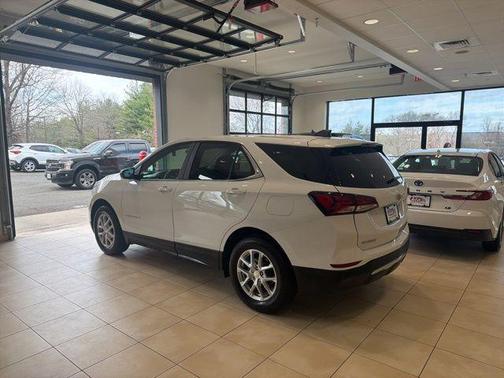Summit White 2022 Chevrolet Equinox 1LT