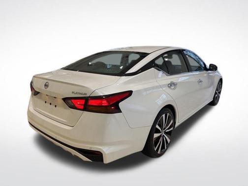 2019 Nissan Altima 2.5 Platinum