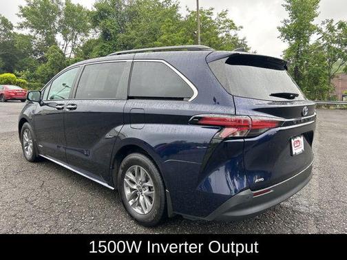 2021 Toyota Sienna XLE 7 Passenger