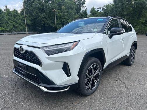 2025 Toyota RAV4 Hybrid SE