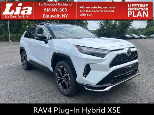 2025 Toyota RAV4 Hybrid SE