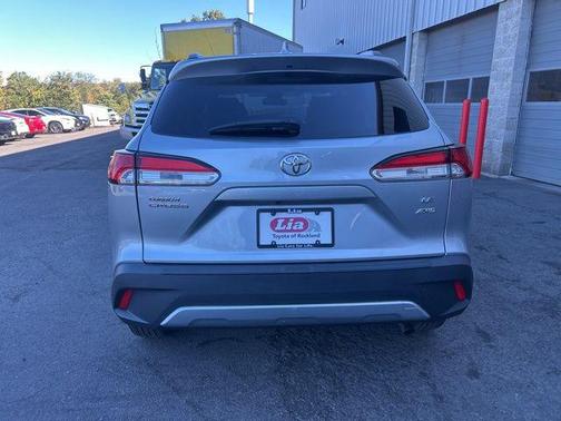 2022 Toyota Corolla Cross LE