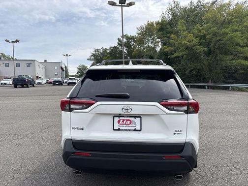 2025 Toyota RAV4 Hybrid XLE