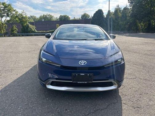 2026 Toyota Prius Plug-In Hybrid 