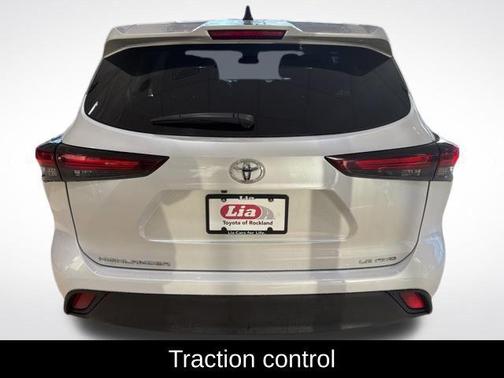 2024 Toyota Highlander LE