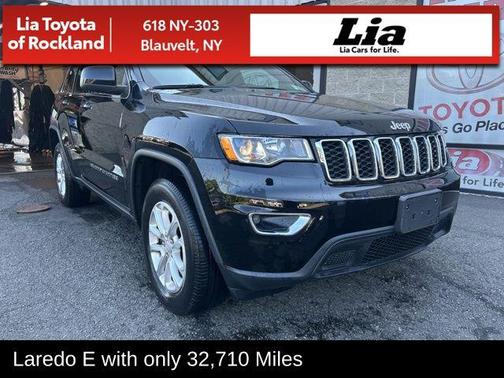2022 Jeep Grand Cherokee Laredo