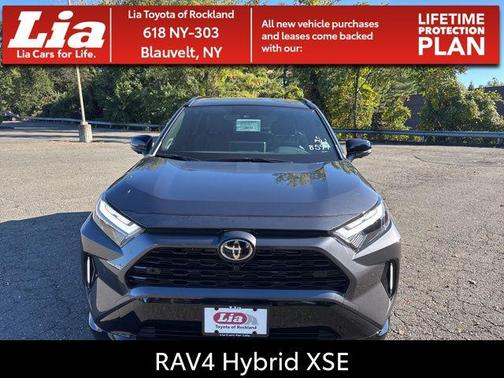 2025 Toyota RAV4 Hybrid SE