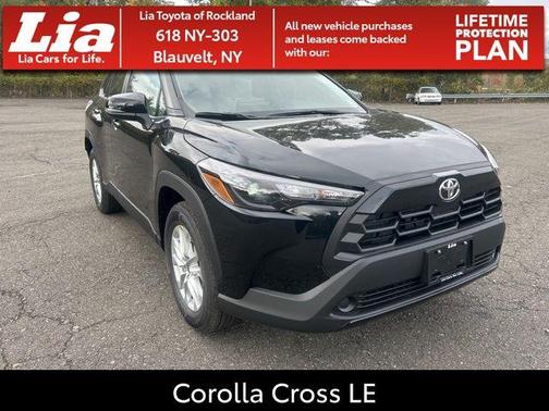 2026 Toyota Corolla Cross LE