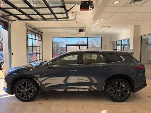 2025 Toyota Crown Signia Limited